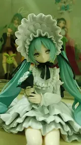 w. review photo