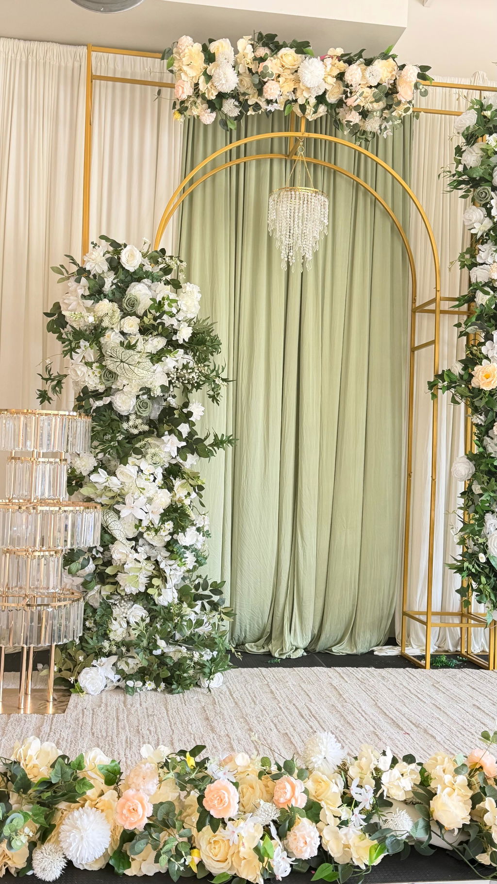 White Series Daisy Wedding KT Board Decor Floral Row Arrangement