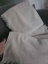 b** h** review photo