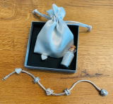 Amanda Struthers review photo