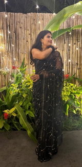 Neha Munshi review photo