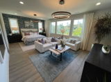 Ghislaine review photo