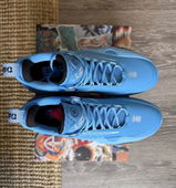Aaron review photo