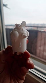 M.K. review photo
