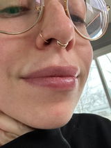 Alysa review photo