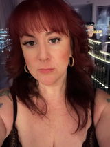 Danielle review photo