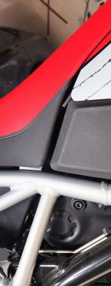 Tom review photo