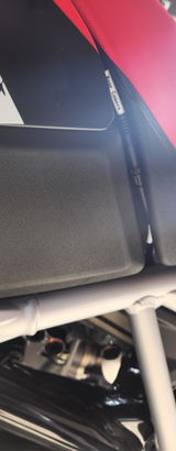 Tom review photo