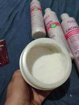 Lia review photo