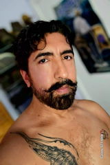 Alvaro Castillo review photo