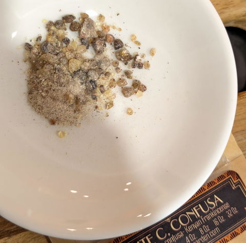 Kenyan Frankincense-White. RARE!