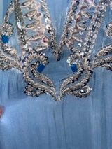 Mounia Bekhti review photo