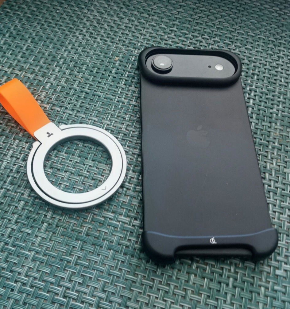 Arc Pulse x Lisa for iPhone 16 Pro