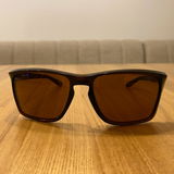 D Man review photo