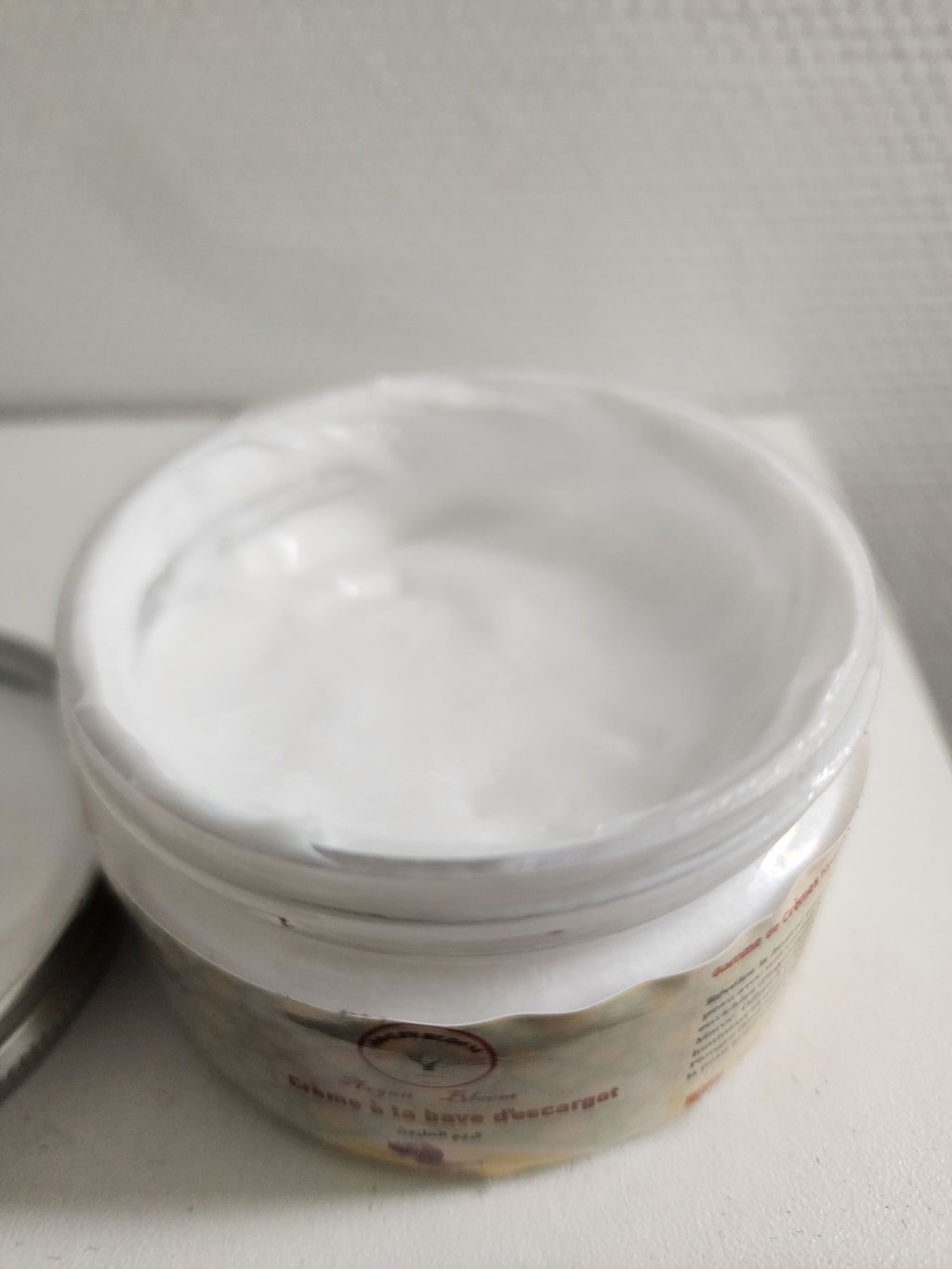Crème hydratante à l’extrait d’escargot 100 g réparatrice