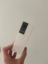 Hira Ahmed review photo