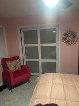 Suzzanne McBroom review photo
