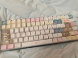 L.E. review photo