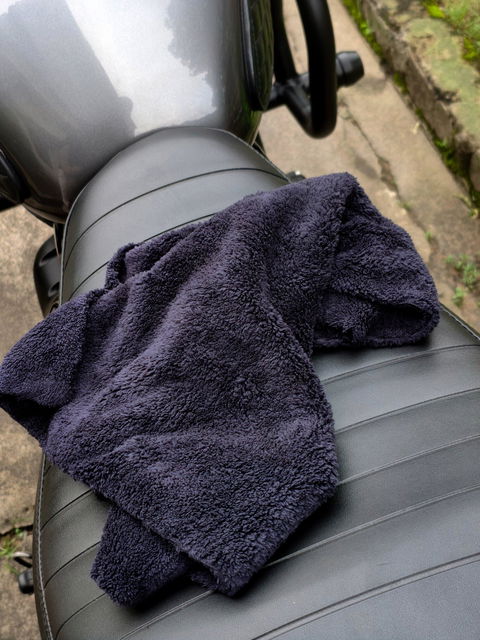 Customer photo of ArmourGuards Microfiber Cleaning Cloth Pro - Pack of 2 from Abhishek's review