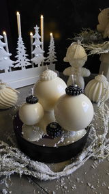 Paola Fontecha C/My Gardens Candle review photo