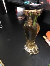Mariah review photo