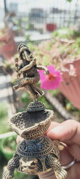 Amit Khanna review photo