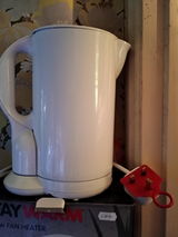 Glynis review photo