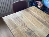 Nice solid table and looks good review photo