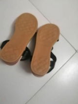 M. review photo