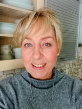 Petra Schmadtke review photo