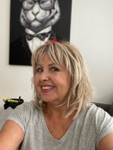 Monika Reif review photo