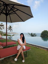 Ishita review photo