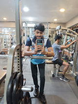 Dheeraj Mourya review photo