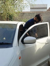 usama khursheed review photo