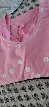 Pinky review photo