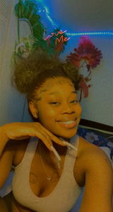 niya m. review photo