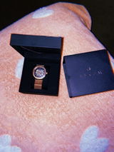 C. review photo