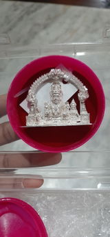 Santosh Esampelly review photo