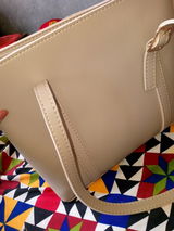 Aqsa Hanif review photo