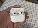Howard Nguyen review photo