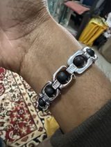 Rajkumar review photo