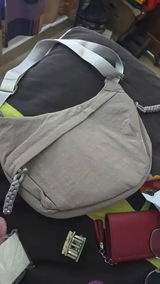 Lind P. review photo