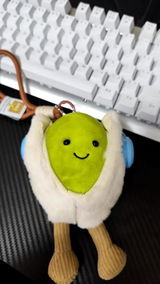 fiona review photo