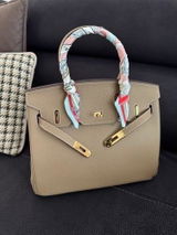 Narjis A. review photo