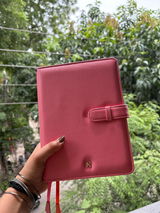 Akshi Sharawat review photo