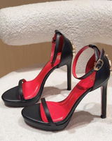 Farah R review photo