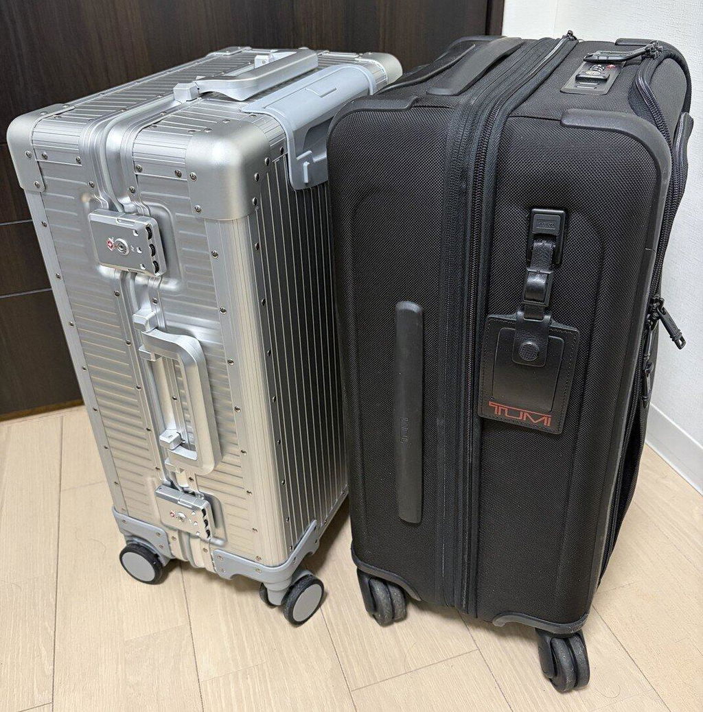 Stripe Aluminum Suitcase(Black) Op.13 (sku: OPAL2453) | aucentic