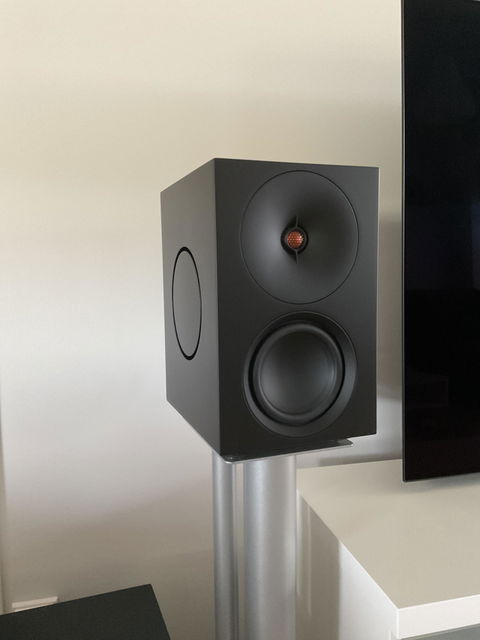 Cambridge Audio L/R X langaton aktiivikaiutinjärjestelmä