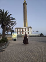 Mimoun Oumghar review photo