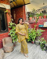 Sushmita Kar review photo